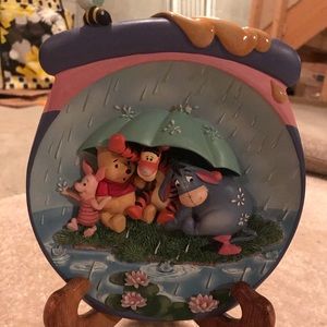 Winnie the Pooh decorative plate with wood stand